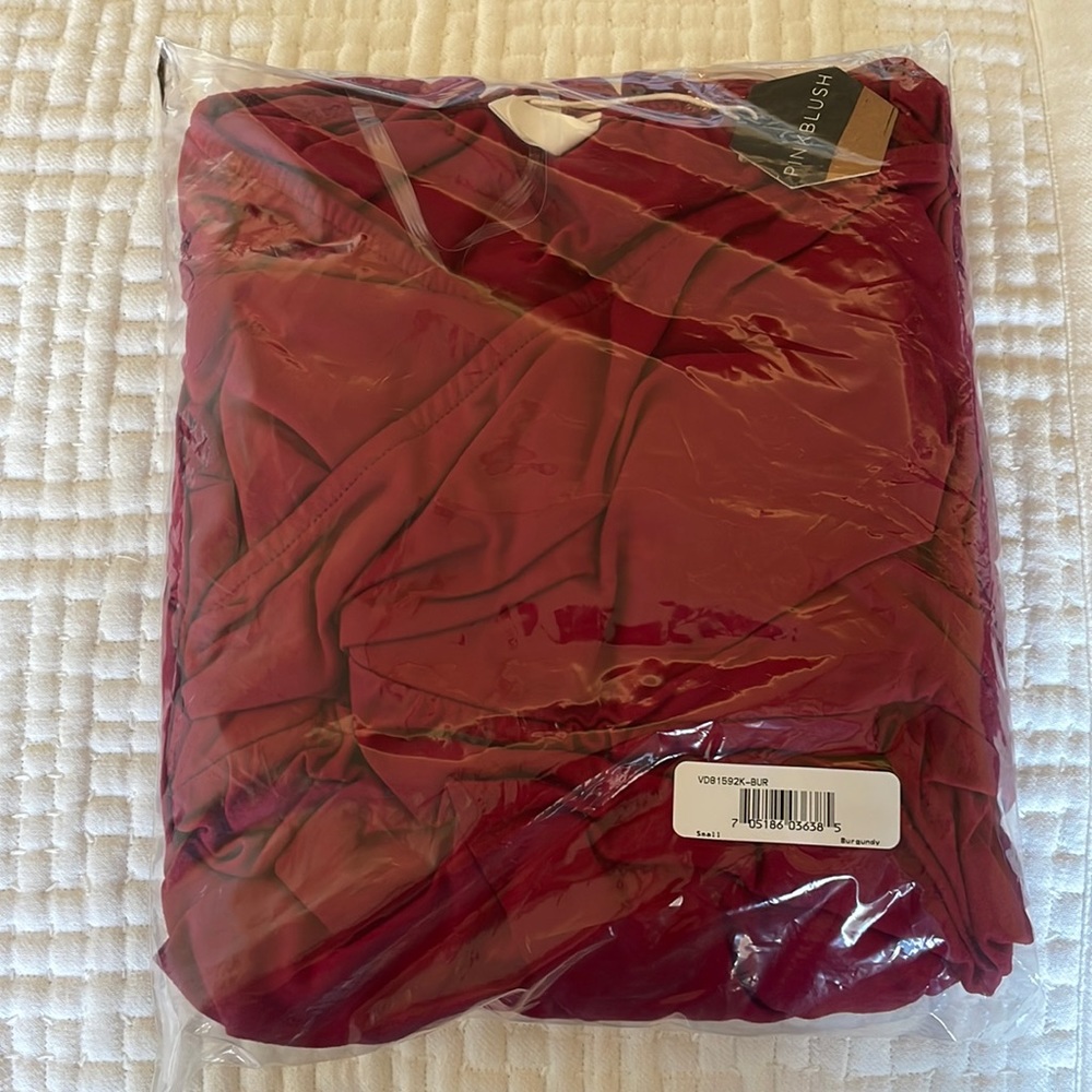 BRAND NEW PinkBlush Magenta Off Shoulder Wrap Maternity Photoshoot Gown/Dress